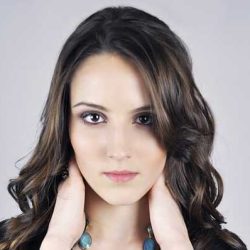 Защо хората се страхуват да гледат в очите